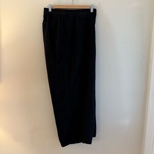 Old Navy black linen pants. Elastic waist band. Wide leg pants.